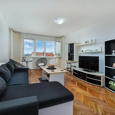 アパート Be Happy *