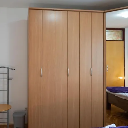 Be Happy アパート *